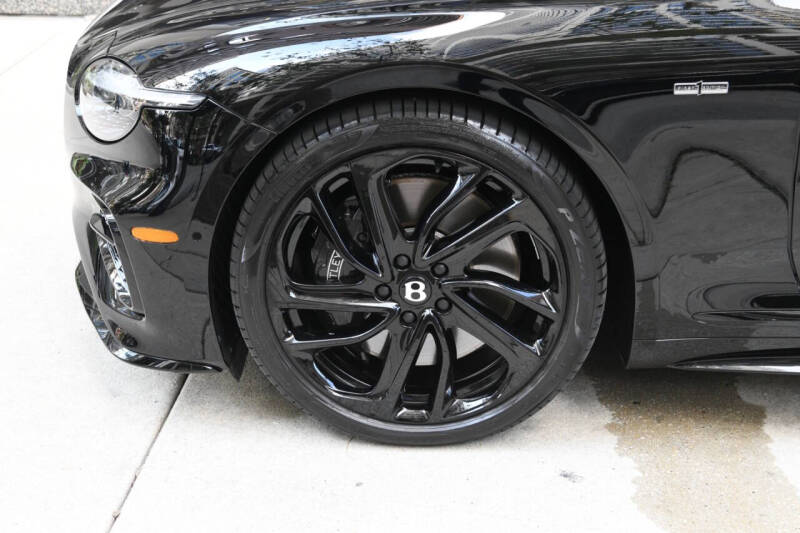 2025 Bentley Continental