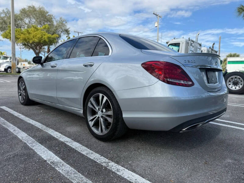 2016 Mercedes-Benz C-Class