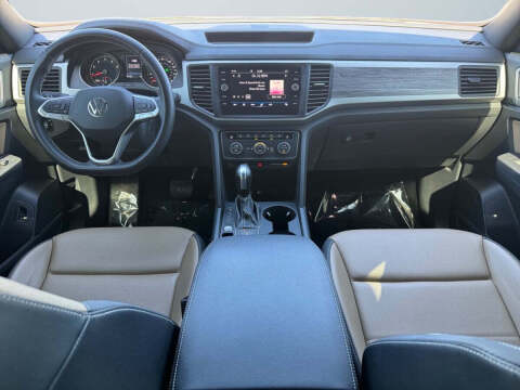 2021 Volkswagen Atlas Cross Sport SE 4Motion