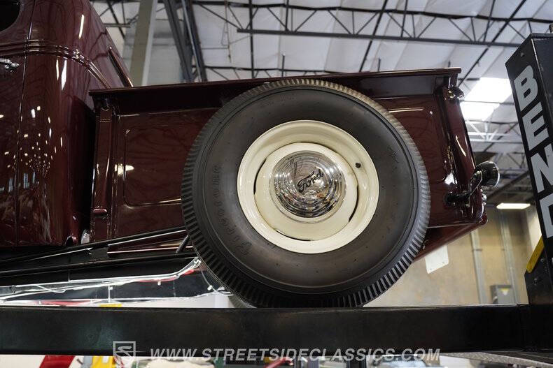 1939 Ford F-100