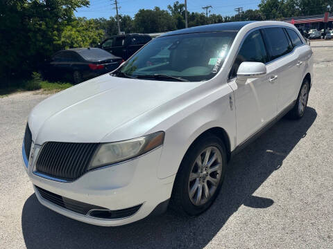 2013 Lincoln MKT