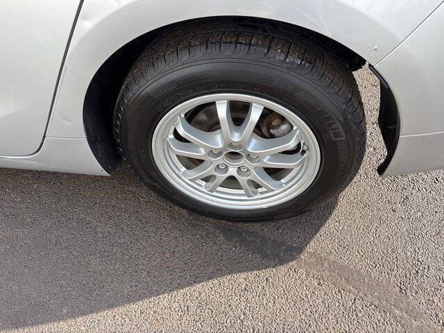 2016 Toyota Prius Two