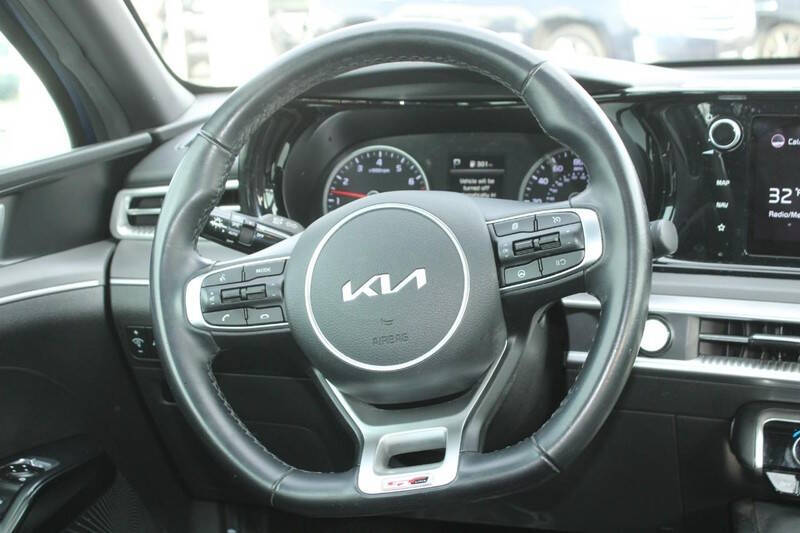 2022 Kia K5