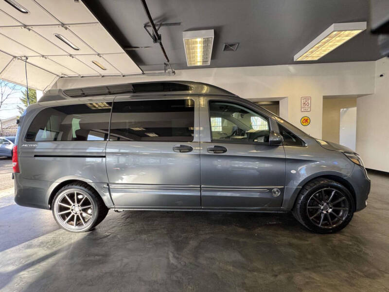 2020 Mercedes-Benz Metris Passenger