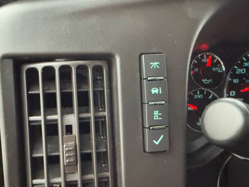 2021 Chevrolet Express 2500