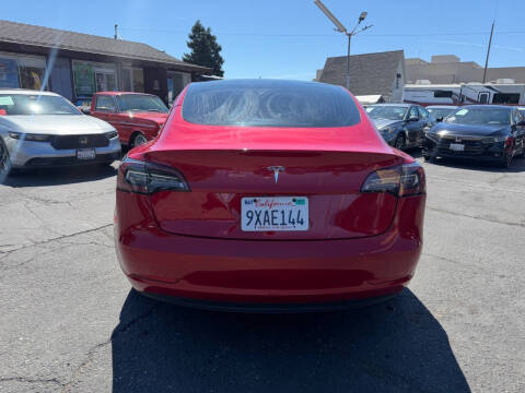 2020 Tesla Model 3 Standard Range