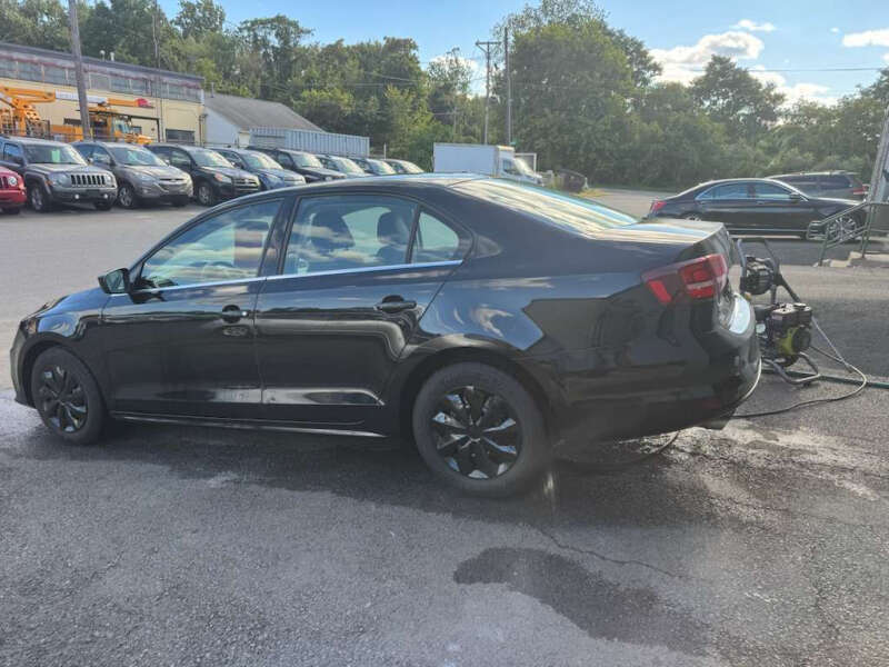 2017 Volkswagen Jetta S's photo