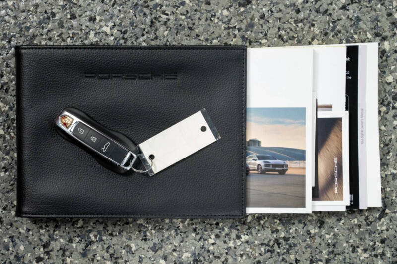 2024 Porsche 911 Turbo S