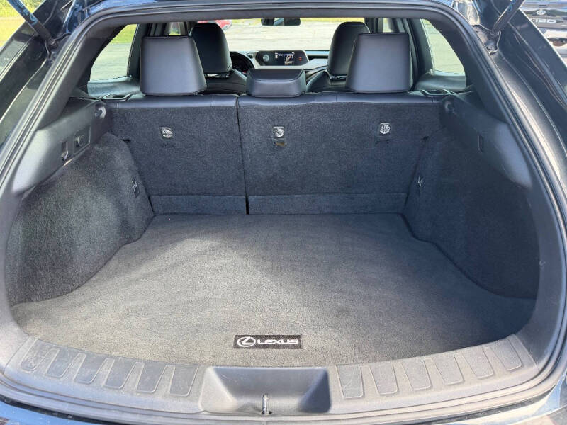 2019 Lexus UX 200 Luxury