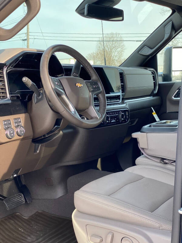 2025 Chevrolet Silverado 2500HD LTZ