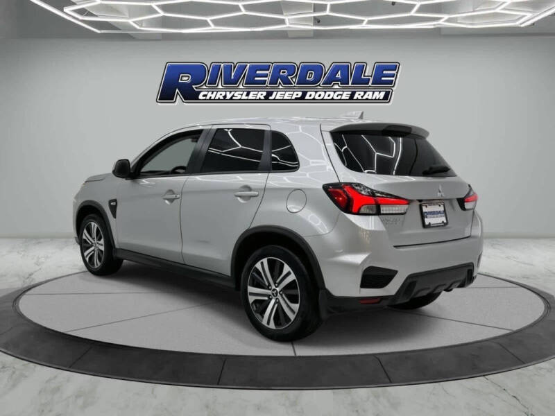 2024 Mitsubishi Outlander Sport ES