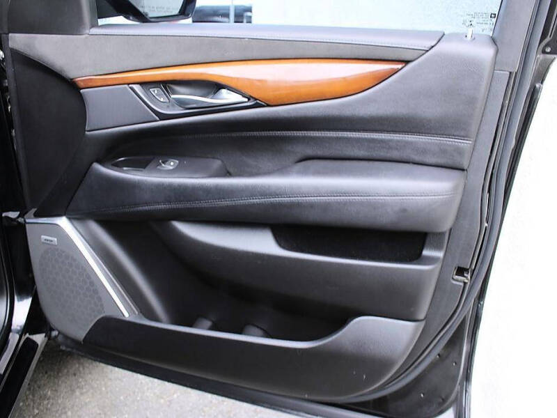2019 Cadillac Escalade ESV Standard