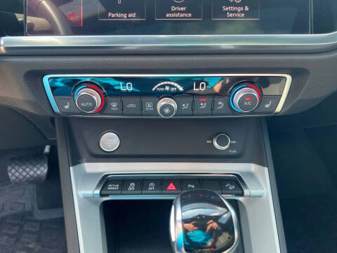 2020 Audi Q3 quattro S line Premium 45 TFSI