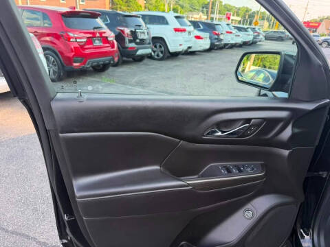 2017 GMC Acadia SLT-1