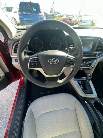 2017 Hyundai Elantra SE