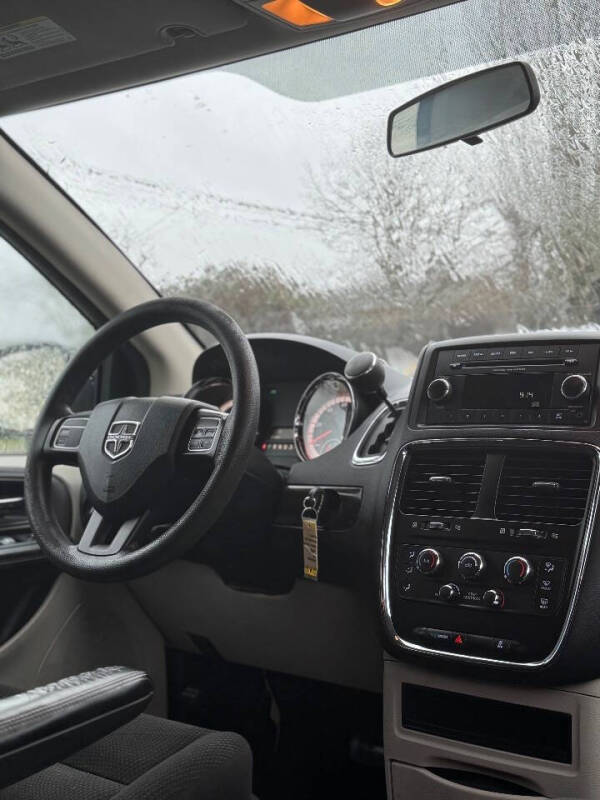 2017 Dodge Grand Caravan SE