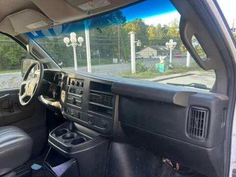 2017 Chevrolet Express 2500