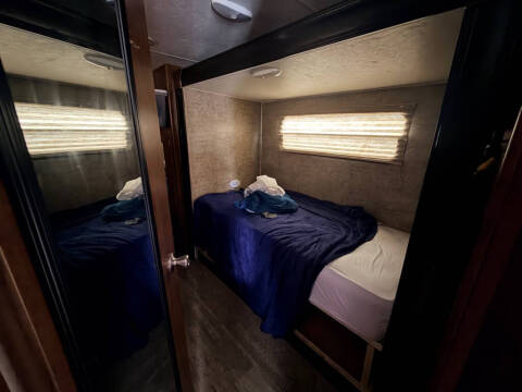 2017 Coachmen RV Freedom Express