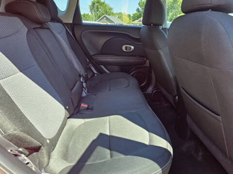 2017 Kia Soul +
