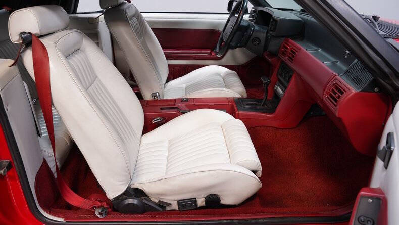 1990 Ford Mustang GT