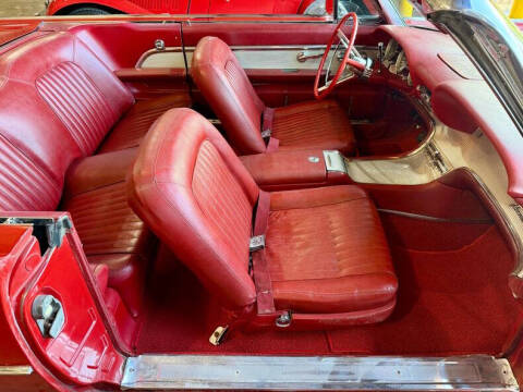 1962 Ford Thunderbird