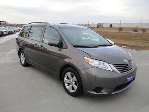 2015 Toyota Sienna for sale at Choice Auto in Carroll IA