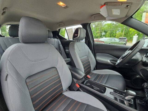 2024 Nissan Kicks SR
