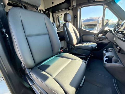 2025 Mercedes-Benz Sprinter