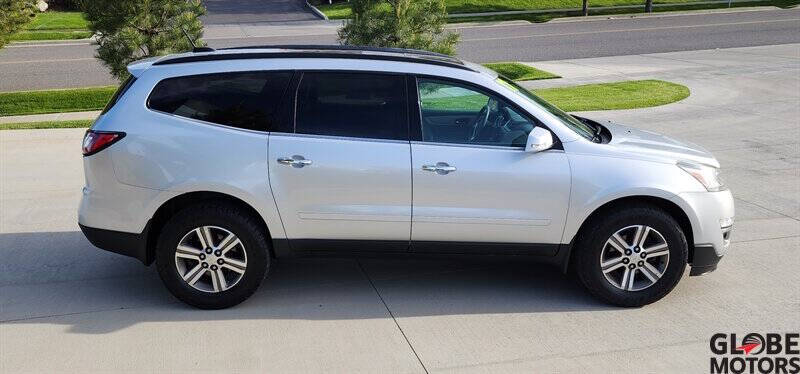2017 Chevrolet Traverse LT