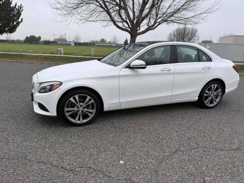 2016 Mercedes-Benz C-Class