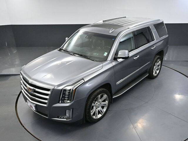 2018 Cadillac Escalade Luxury