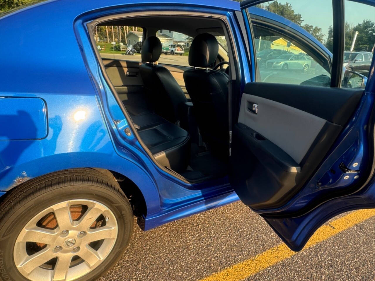 2012 Nissan Sentra for sale at LUXURY IMPORTS AUTO SALES INC in Ham Lake, MN