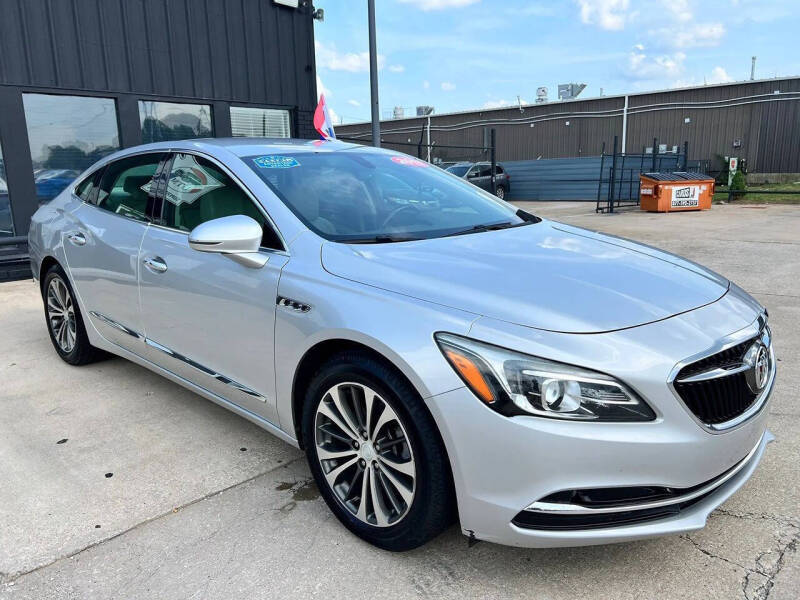 2017 Buick LaCrosse Essence
