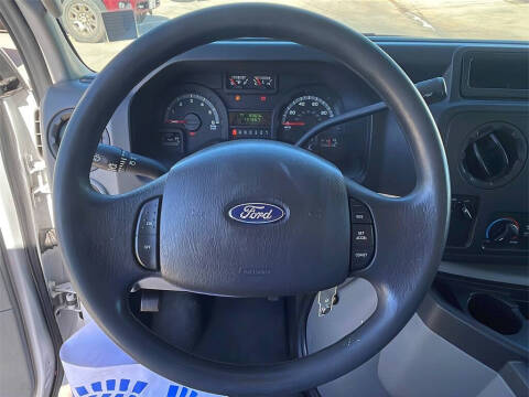 2011 Ford E-Series E-450 SD