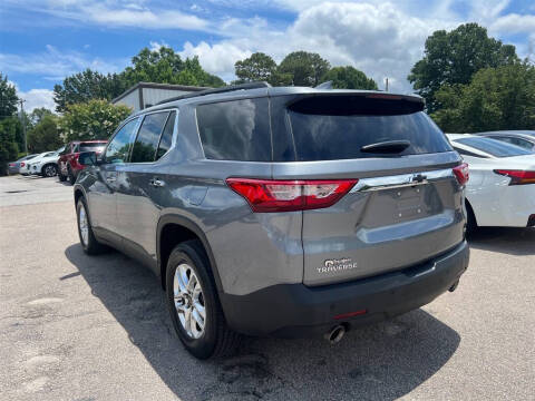2020 Chevrolet Traverse LT Cloth