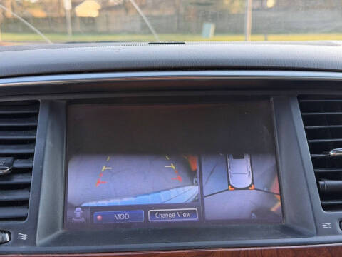 2015 Infiniti QX80
