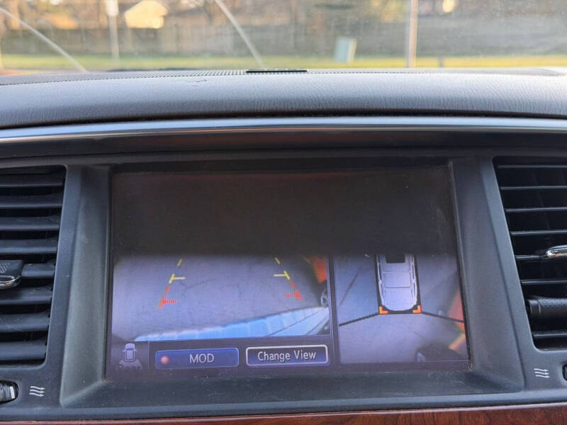 2015 Infiniti QX80