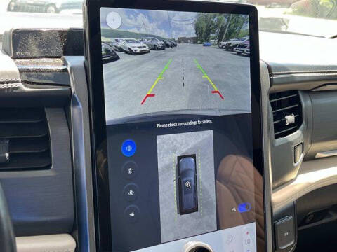 2024 Ford Expedition Platinum