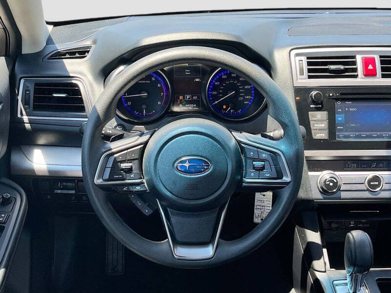 2019 Subaru Outback 2.5i
