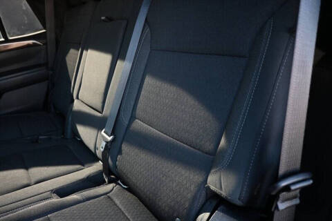 2022 GMC Yukon SLE