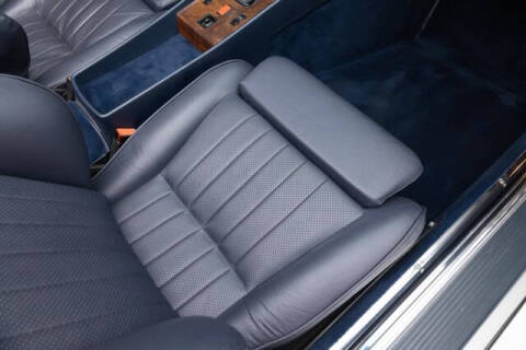 1986 Mercedes-Benz 560-Class 560 SL