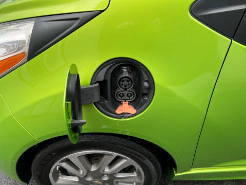 2015 Chevrolet Spark EV 2LT