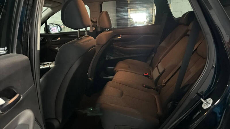 2023 Hyundai Santa Fe SE