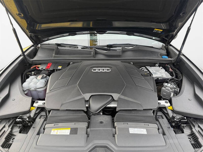 2023 Audi Q8 quattro Premium Plus 55 TFSI