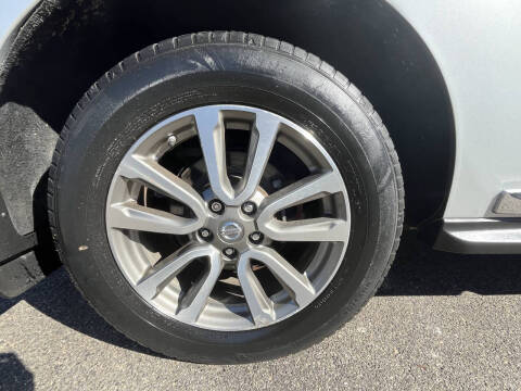 2013 Nissan Pathfinder SL