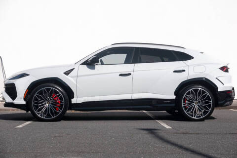 2025 Lamborghini Urus SE