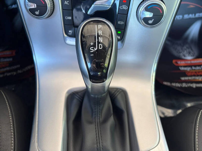 2017 Volvo S60 T5 Dynamic