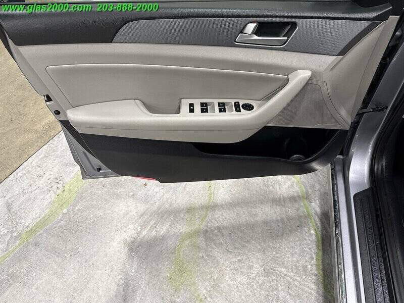 2016 Hyundai Sonata Hybrid SE