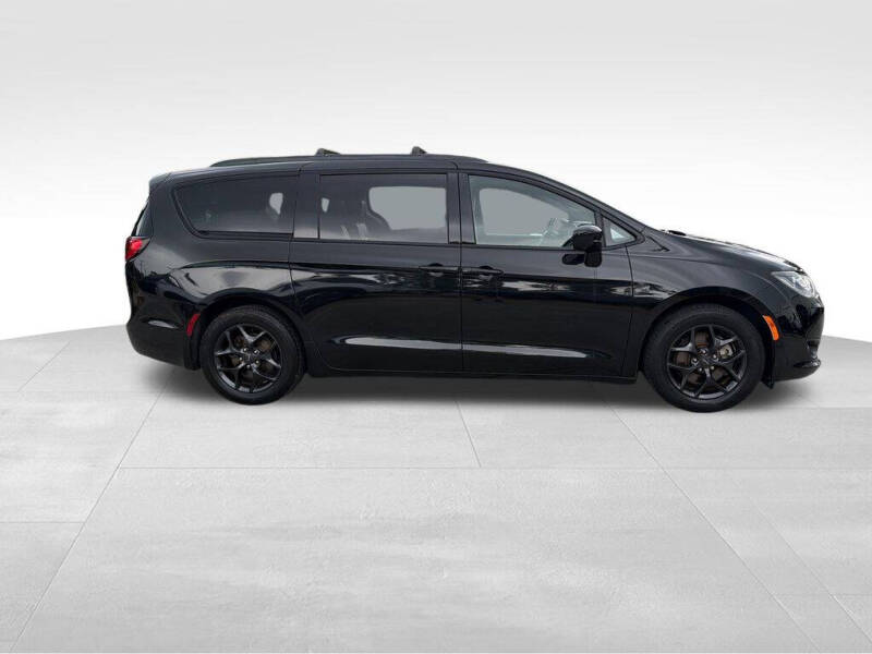 2020 Chrysler Pacifica Touring L Plus