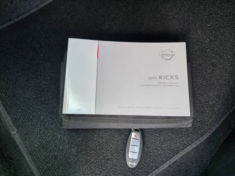 2019 Nissan Kicks SV